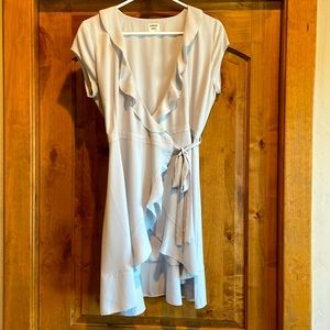 ARITZIA Sunday Best light gray wrap dress size 2.  In like new condition.